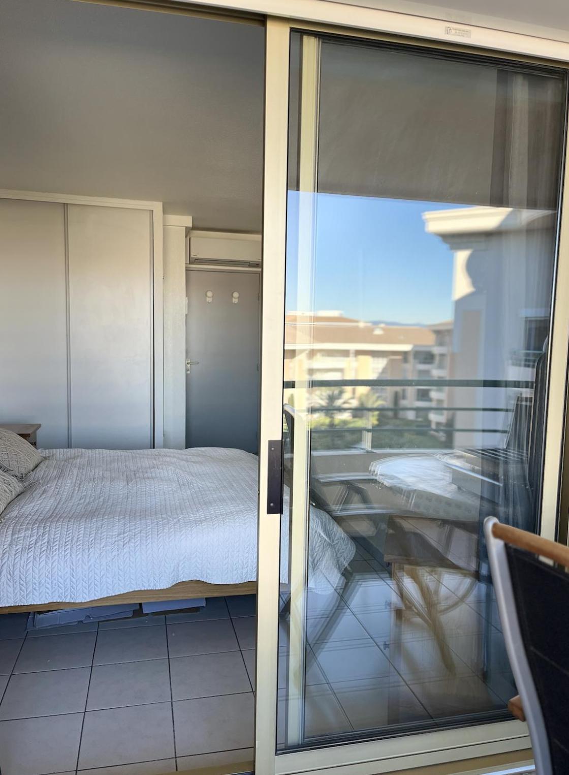Hb Aan Zee Appartement Fréjus